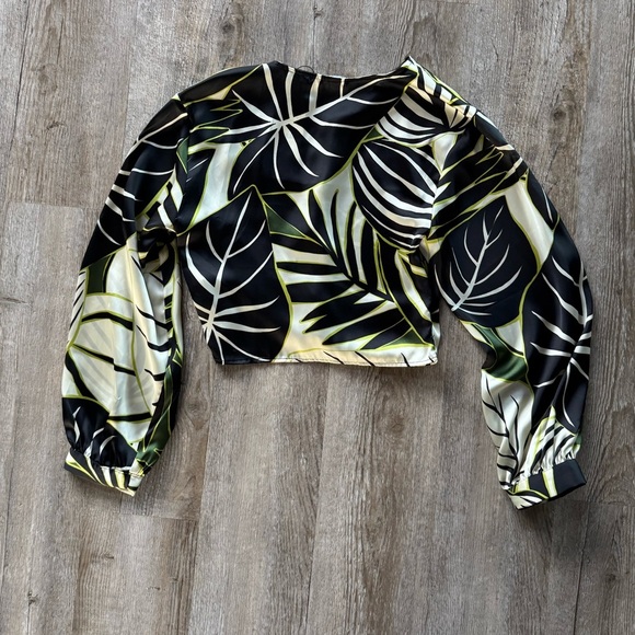 Zara Tropical Print Wrap Crop Blouse - Picture 5 of 7